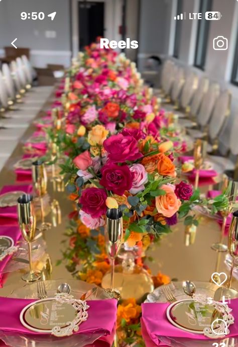 Colorful Flowers Wedding Decoration, Cuban Table Setting, Pink Orange Centerpiece, Dalia Wedding Decoration, Magenta And Orange Wedding, Fushia And Orange Wedding, Pink And Orange Decorations Party, Tropical Sunset Wedding Theme, Backyard Wedding Colorful