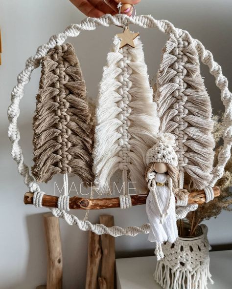 Weeks Until Christmas, Simpul Makrame, Free Macrame Patterns, Macrame Knots Tutorial, Macrame Christmas, Macrame Knots Pattern, Macrame Wall Hanging Diy, Macrame Wall Hanging Patterns, Rope Crafts