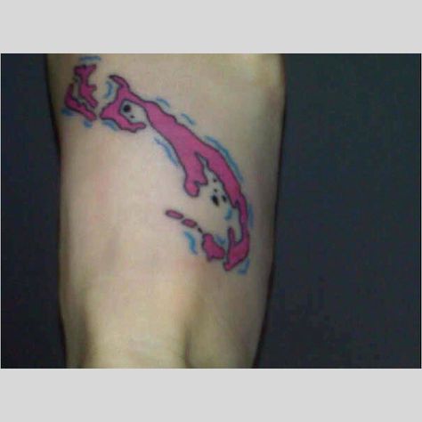 My Bermuda tattoo. It's pink because the sand in Bermuda is pink. I loved this place some much I had it tattooed on my foot :) Bermuda Tattoo Ideas, Tattoos And Piercings, Small Tattoos, Watercolor Tattoo, Tatting, Piercings, Tattoos, Pink, Color