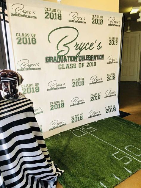 2018 Football themed Graduation Party | CatchMyParty.com Graduation Display Table, Graduation Party Ideas For Guys, Guys Graduation Party, Boys Graduation Party, End Of School Party Ideas, End Of School Party, School Party Ideas, High School Graduation Party Decorations, Boy Graduation