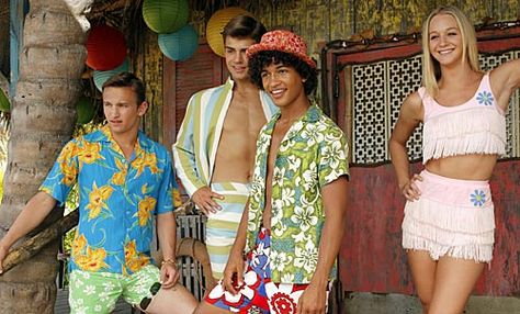 Surfer Outfit Spirit Week, Teen Beach Movie Outfits, Teen Beach Movie Costumes, Team Beach Movie, Surfer Costume, Teen Beach Party, Surfer Outfit, Teen Beach 2, Movie Outfits