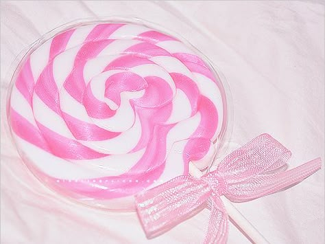 lollipops forever Pink Food, Sweet Like Candy, Pink Everything, Pink Foods, Rose Bonbon, Pink Stuff, Pink Things, Pink Pink Pink, Candy Girl