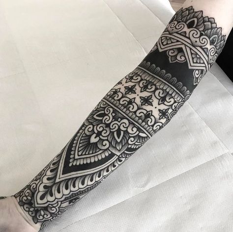 Ornamental Sleeve Tattoo, Juno Tattoo, Polynesian Symbols, Ornamental Sleeve, Jack Peppiette, Symbols Meaning, Mangas Tattoo, Tattoo Japanese Style, Chakra Tattoo