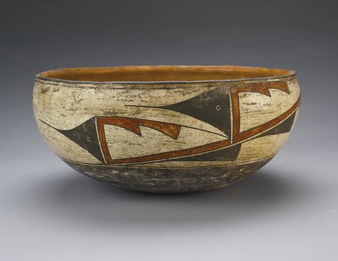 vessel/container ||| sotheby's n08997lot6qkdjen Anasazi Pottery, Precolumbian Pottery, Zuni Pottery, Mesopotamian Pottery, Pueblo Pottery, American Indian Art, Indian Art, Woman Face, Art Exhibition