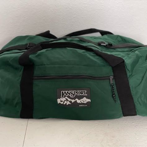 Jansport Duffle Bag, Duffel Bags Aesthetic, Aesthetic Duffle Bags, Vintage Duffle Bag, Duffle Bag Outfit, Duffel Bag Aesthetic, Y2k Romcom, Duffle Bag Aesthetic, Cute Duffle Bag