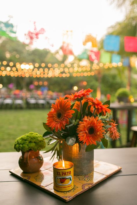 Party Event Ideas, Mexican Centerpiece, Mexican Dinner Party, Rosewood Mayakoba, Destination Wedding Flowers, Mexican Theme Party Decorations, Fiesta Table, Destination Wedding In Mexico, Mexican Birthday Parties