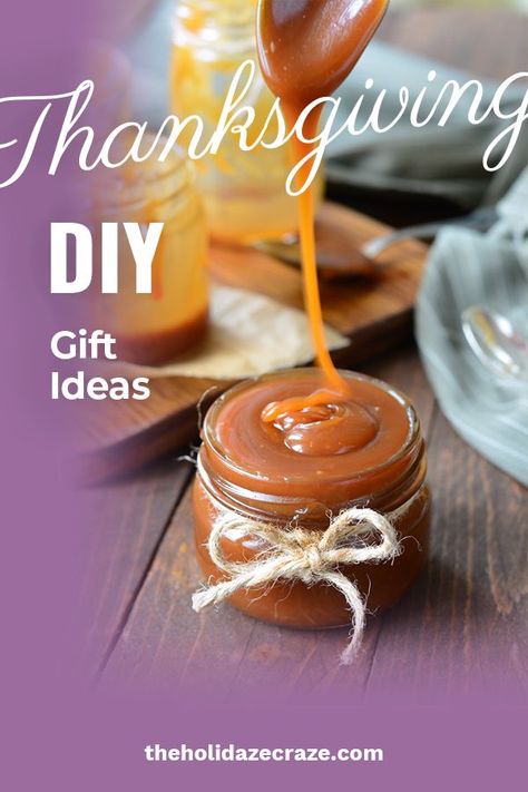 Are you thankful for your friends, family, neighbors, and or classmates? Then you want to show them how much they mean to you with our fun and easy Thanksgiving DIY gift ideas. Take a look and see what ideas you love. Neighbor Thanksgiving Gift Ideas, Edible Thanksgiving Favors, Small Thanksgiving Gifts For Coworkers, Gifts For Thanksgiving Guests, Thanksgiving Take Home Gifts, Table Favors For Thanksgiving, Diy Fall Gifts Ideas, Thanksgiving Treats For Neighbors, Thanksgiving Gifts For Guests