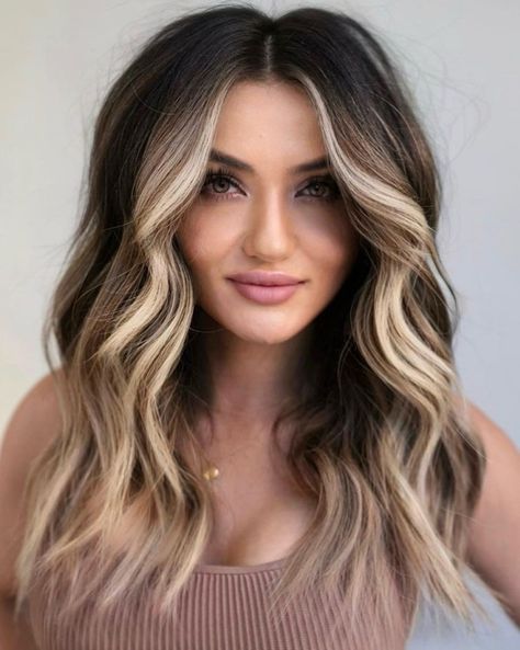 Cool-Tone Blonde and Brown Money Piece Hair Blonde Front Highlights, Highlights Around Face, Black Hair With Blonde, Long Auburn Hair, Red Hair With Highlights, Highlight Ideas, Blonde Highlights On Dark Hair, Blonde Hair Transformations, Hair With Highlights