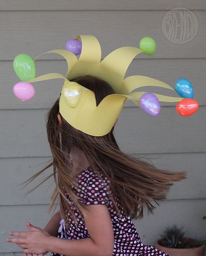 whirly girly Easter Crown, Easter Hat Parade, Easter Bonnets, Easter Headbands, Easter Hat, Easter Essentials, Crown Crafts, Easter Hats, Easy Easter Crafts