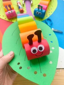 20 FUN Bug Crafts for Preschoolers (2024) - ABCDee Learning Pre K Insect Crafts, Spring Bug Crafts, 3d Bugs Crafts, Birds And Bugs Preschool, Ladybug Craft For Preschool, Easy Bug Crafts For Preschool, 3d Insects Craft, 3d Crafts For Preschoolers, Build A Bug Craft