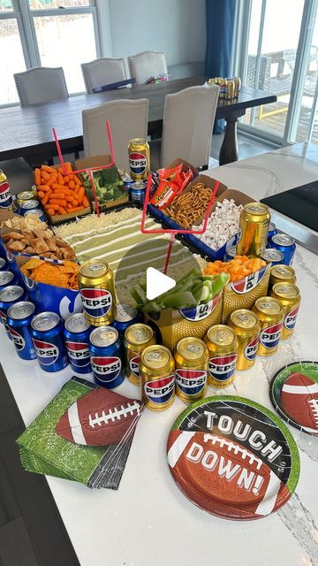 The Daily Nelly on Instagram: "this turned out SO COOL. #footballstadium #food #party #nfl #superbowl #superbowlparty" Superbowl Food, Nfl Superbowl, Bowl Ideas, Food Party, Bowl Food, Party Trays, Charcuterie Recipes, Ideas Jewelry, Fun Foods