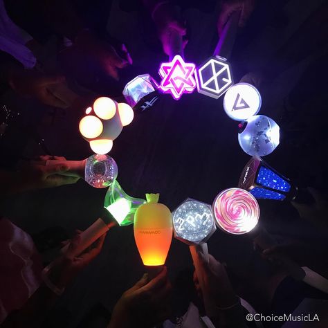 Kpop Lightstick AOA - Astro - BTS - EXO - Gfriend - Got7 - Mamamoo - Monsta X - Seventeen -Twice - VIXX - 2PM ©Choicemusicla (Instagram) Kpop Lightstick, A Group, Exo, Bts