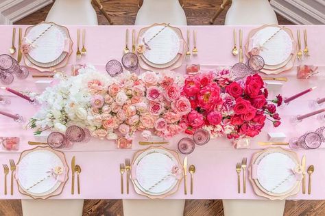 Pink Tablescape, Pink Weddings, Tafel Decor, Fiesta Tropical, Beautiful Tablescapes, Pink Table, Elegant Dinner, Venue Decor, Pink Parties