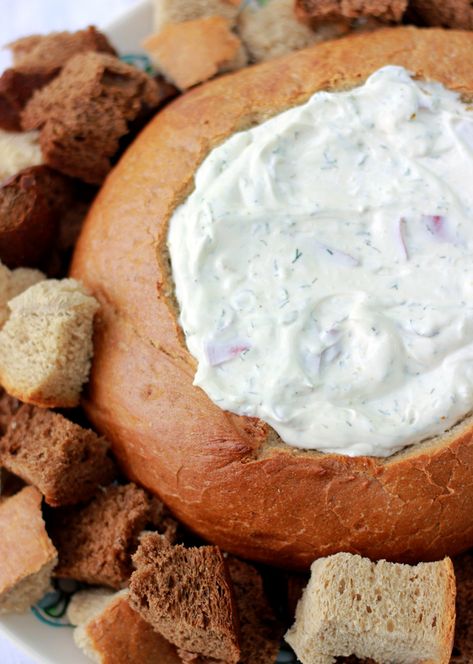 Rye Bread Dip, Wrestlemania Party, Bread And Dip, Bread Dips Recipes, Bread Bowl Dip, Bread Boats, Chip Dips, Boat Snacks, Homemade Bread Bowls