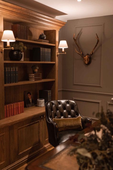 TRADITIONAL GENTLEMAN’S OFFICE – Ali Gordon Old World Office Decor, Office Chair Ideas, Gentlemans Office, Ali Gordon, Gentlemans Study, Traditional Home Offices, Victorian Room, Traditional Office, Chair Ideas