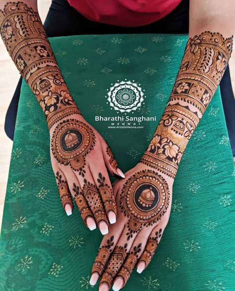 Bridal Mehendi Designs Engagement, Mehendi Designs For Bride Engagement, Mehendi Designs For Bride Bridal Mehndi, Mahendi For Engagement Bride, Bride Mehandi Design, Mehndi Designs For Bride, Unique Bride Mehendi Designs, Bridal Back Hand Mehndi Design, Mehendi Design For Engagement Bride