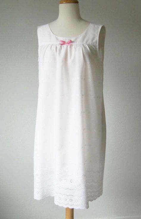 DIY Nightgowns and Sleepwear - Make A Custom Nightgown - Easy Sewing Projects for Cute Nightshirts, Tshirts, Gowns and Pajamas - Free Patterns and Step by Step Tutorials https://diyjoy.com/diy-nightgowns-sleepwear Nightgown Pattern, Simple Dress Pattern, Nightgown Dress, Girls Nightgown, Trendy Sewing, Vintage Nightgown, Dress Tutorials, Simple Dress, Diy Couture