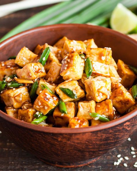 Tofu Teriyaki, Tokyo Metro, Tofu Steak, Tofu Chicken, Tofu Marinade, Tikka Masala Recipe, Tofu Stir Fry, Crispy Tofu, Fried Tofu