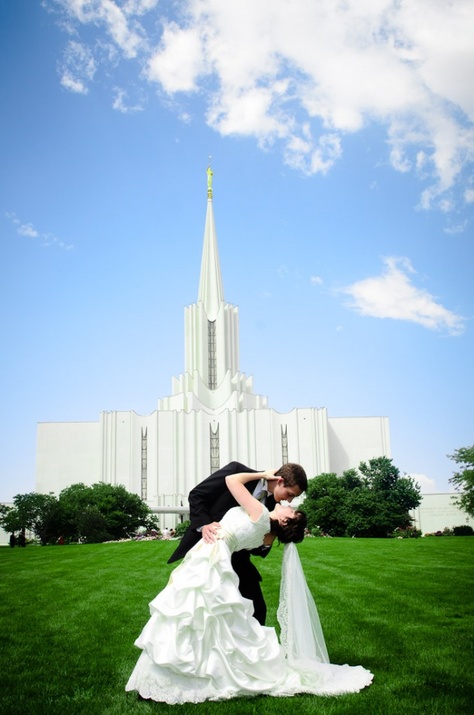 Jordan River Temple picture Jordan River Temple, Eternal Marriage, Temple Wedding Pictures, The Jordan River, Lds Temple Pictures, Lds Bride, Jordan River, Temple Pictures, Lds Wedding