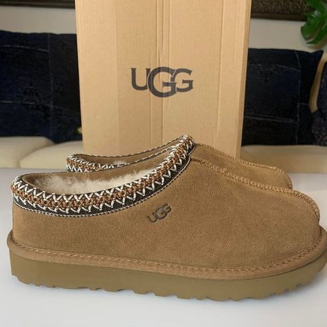 Brand New UGG Women's Tasman Slipper Chestnut Size 8 *DAMAGED BOX* Ugg Tasman Slippers, Ugg Tasman, Straight Line, Conversion Chart, How To Measure, Dream Shoes, Womens Uggs, Ugg Shoes, Christmas List