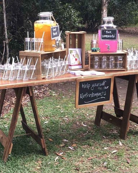 Diy Outdoor Drink Station, Garden Party Beverage Station, Non Alcoholic Drink Station, Make Your Own Cocktail Station, Fruit Station, Refreshment Station, Juice Station, Welcome Drinks Table Ideas, Drinks Station