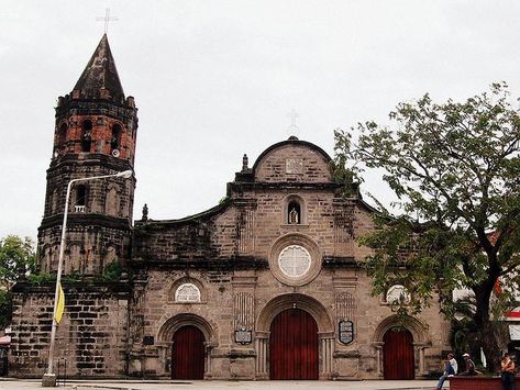 Barasoain Church Places In The Philippines, Philippine Architecture, Filipino Architecture, Built Different, Catholic Churches, National Road, Phone Wallpaper Pink, National Heroes, Historical Places