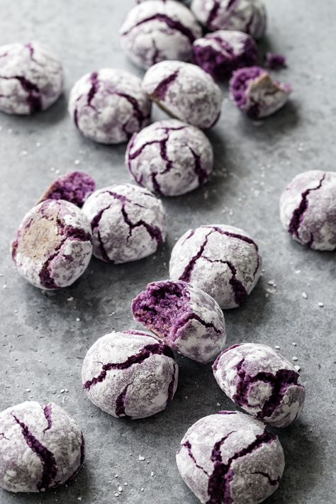 Ube Crinkle Cookies, Recipe Using Jam, Japanese Purple Sweet Potato, Amaretti Cookie Recipe, Recipe Development, Colored Cookies, Cookies Love, Amaretti Cookies, Freeze Dried Raspberries