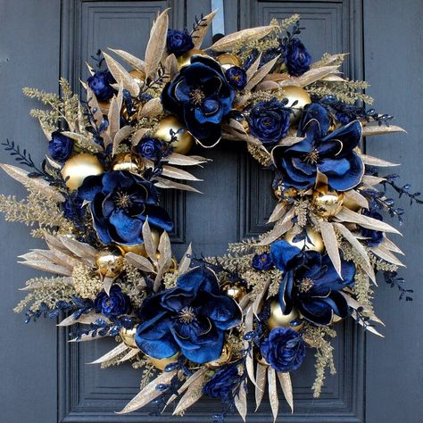 Christmas Front Door Wreath, Silk Wreaths, Christmas Front Door, Blue Christmas Decor, Gold Ornament, Gold Wreath, Christmas Front Doors, Merry Christmas Happy Holidays, Luxury Estate