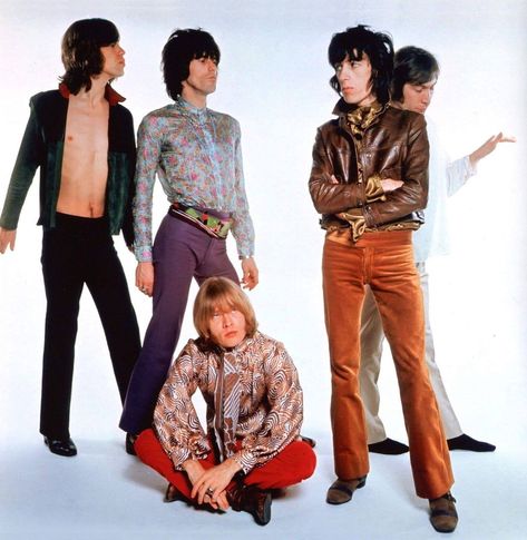 Rolling Stones Outfit, 70s Fits, 70s Fashion Men, Rolling Stones Tour, Rollin Stones, Brian Jones, David Bailey, Charlie Watts, 70s Outfits