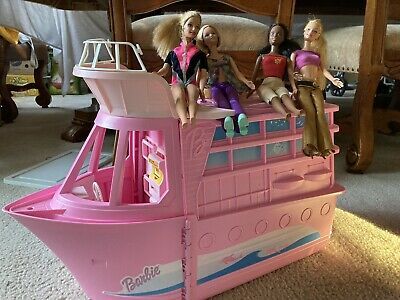 Barbie Cruise Ship, Barbie Boat, Chris Craft Yacht, Party Yacht, Boat Pool, Barbie Sisters, Vintage Dance, Barbie Birthday Party, Yacht Party