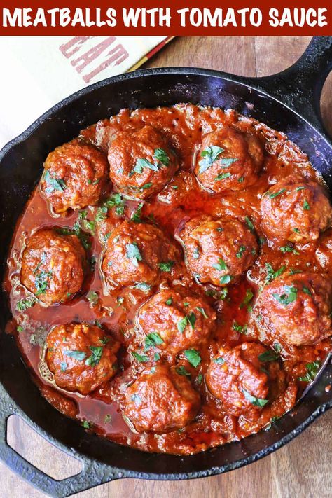 The secret to perfect meatballs with tomato sauce? Adding sour cream and Parmesan to the beef mixture and handling the meatballs lightly. Fluffy Meatballs, Meatballs Tomato Sauce, Meatballs With Tomato Sauce, Meatballs Sauce Recipe, Tomato Sauce For Meatballs, Meatballs In Tomato Sauce, Perfect Meatballs, Meatball Dinner, Cheese Stuffed Meatballs