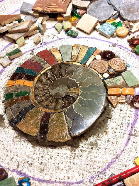 Mosaic art inspired by nature and myth Make A Bird Bath, Make A Bird, Mosaic Birdbath, Mixed Media Mosaic, Mosaic Garden Art, Let There Be Light, Mosaic Birds, Mosaic Madness, Mosaic Art Projects