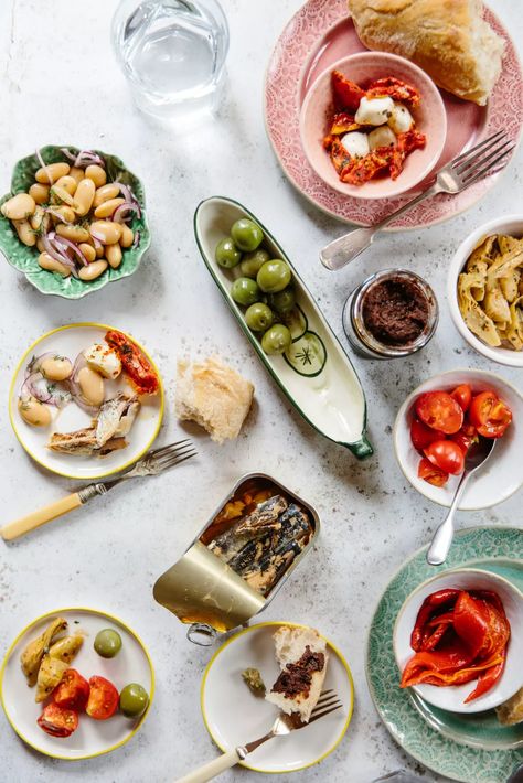 7 Food Pros Share Their Tips on Cooking With Tinned Fish | SheerLuxe Tinned Fish Recipes, Tinned Fish, Grilled Sardines, Salmon Croquettes, Fresh Fish, Big Meals, Anchovies, Food Trends, Crab Cakes