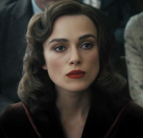 Keira Knightley Makeup, Edge Of Love, Andromeda Black, The Edge Of Love, Keira Knightly, Keira Knightley, Appreciation Post, Blog Inspiration, British Actors