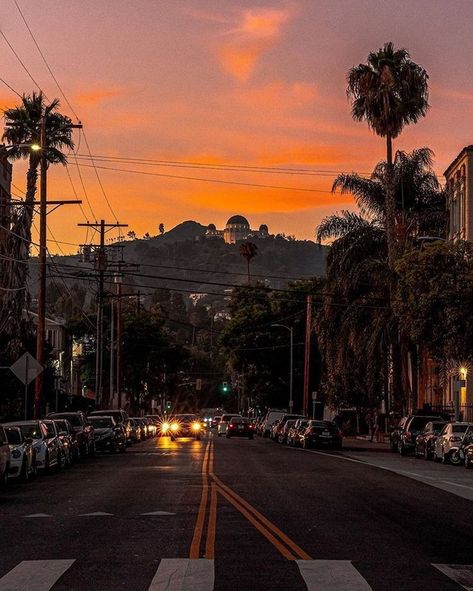 Los Angeles At Night, California Wallpaper, Los Angeles Aesthetic, East Los Angeles, California Desert, Sunset Nature, Sunset Wallpaper, City Of Angels, City Wallpaper