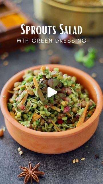 Green Moong Salad, Moong Sprouts Salad, Moong Salad Recipe, Sprout Moong Recipes, Birthday Salad, Sprouts Recipes Indian, How To Make Sprouts, Green Dressing, Chana Recipe