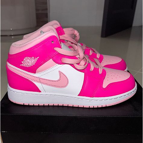 White/Med Soft Pink Air Jordans Never Used,Brand New Light Pink Air Jordans, Pink High Top Nike Shoes, Pink Retro Jordans, Nike Shoes Jordans Air Force, Nike Jordan Shoes Women, Different Color Dunks, Kids Air Jordans, Pink Star Shoes, Cute Shoes For Women Sneakers