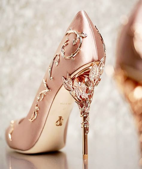 Light Pink Heels, High Heels For Prom, Fancy Heels, Heels Pink, Stylish Heels, Chique Outfits, Prom Heels, Heels High, Wedding Shoes Heels