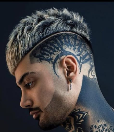 Best Face Tattoos, Sideburn Tattoo Guys, Side Head Tattoo, Side Of Head Tattoo, Head Tattoo Men, Male Piercings, Head Tattoo Ideas, Head Tattoo Design, Tattoo Espalda