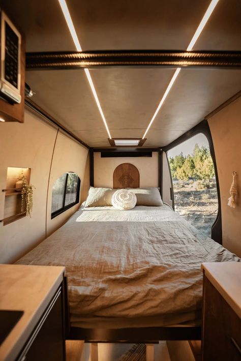 DIY Novices Create $226K Campervan Marvel: Bed Descends From Ceiling, Toilet Slides from Bathroom to Garage - Living in a shoebox Tulum Decor, Bus Decor, Marvel Bedding, Van Layout, Van Project, Van Lifestyle, Camper Reno, Caravan Ideas, Cabin Retreat