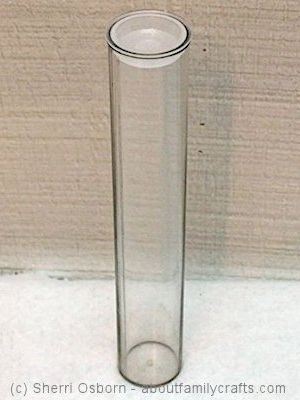 Craft Challenge - Clear Tube Plastic Tube Crafts, Plastic Tubes Ideas, Clear Paper, Plastic Containers, Family Crafts, Coin Collecting, Diy Arts And Crafts, Xmas Tree, Fun Projects