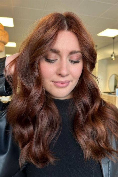 If you’ve been toying with the idea of trying auburn hair color, you’re in luck! We’re breaking down everything you need to know about the reddish-brown shade, plus our favorite auburn hair color ideas. Brown Auburn Hair Color, Auburn Hair Color Ideas, Brown Auburn Hair, Auburn Hair Color, Light Auburn Hair, Ginger Hair Color, Fall Hair Trends, Hair Color Auburn, Hair Color And Cut