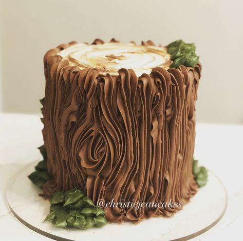 Woodland Log Cake, Woodland Creature Cake Ideas, Woodland Cookies Birthday, Tree Stump Cake With Flowers, 1st Birthday Camping Cake, Tree Stump Smash Cake, Woodland Cupcake Cake, Log Smash Cake, Buttercream Tree Stump Cake