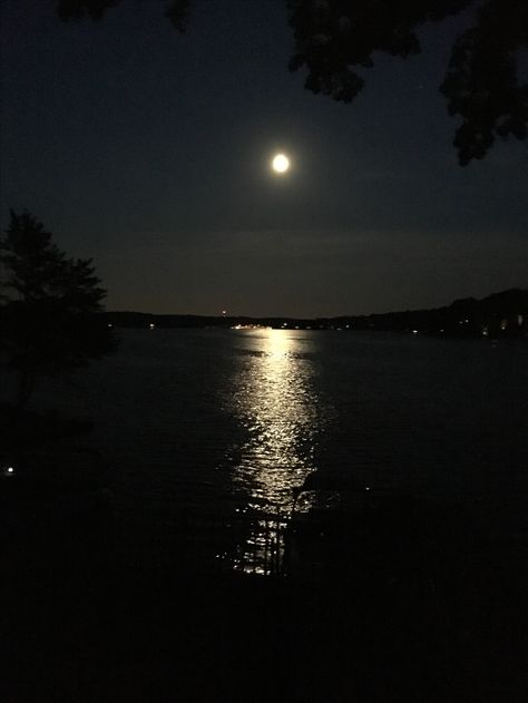 What a wonderful night at the lake. Late Night Lake Aesthetic, Night Time Scenery, Lakes At Night, Calm Night, Docks At Night, Night Lake Aesthetic, Lake Aesthetics Dark, Pond At Night, Cottage At Night