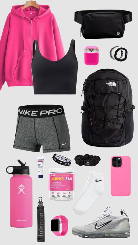 Nike Pro Outfits School, Things To Wear With Nike Pros, Easy Gym Outfits, Pink Nike Pros Outfit, How To Style Nike Pro Shorts, Nike Pros Outfit Aesthetic, Cute Outfits With Nike Pros, What To Wear With Nike Pros, Nike Pro Shorts Outfit Aesthetic