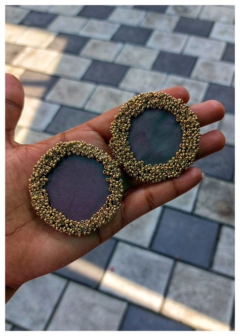 Handmade fabric earrings Diy Jhumka, Baby Rumal, Jute Jewellery, Cloth Earrings, Embroidery Jewellery, Mirror Jewellery, Diy Earrings Materials, Flower Jewelry Designs, New Fashion Earrings