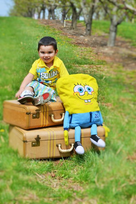 Spongebob birthday! boy's 2nd birthday photo shoot Spongebob Photo Shoot, 2nd Birthday Photos, Spongebob Party, Birthday Photo Shoot, Spongebob Birthday, Sponge Bob, Photography Images, Birthday Photo, 6th Birthday