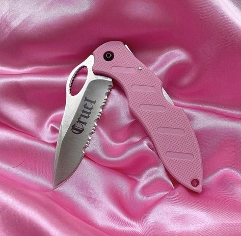 Pink Pocket Knife, Knives Out House, Knives Aesthetic, Folding Napkins, Knife Aesthetic, Out House, Cruel Girl, Pretty Knives, Knife Collection