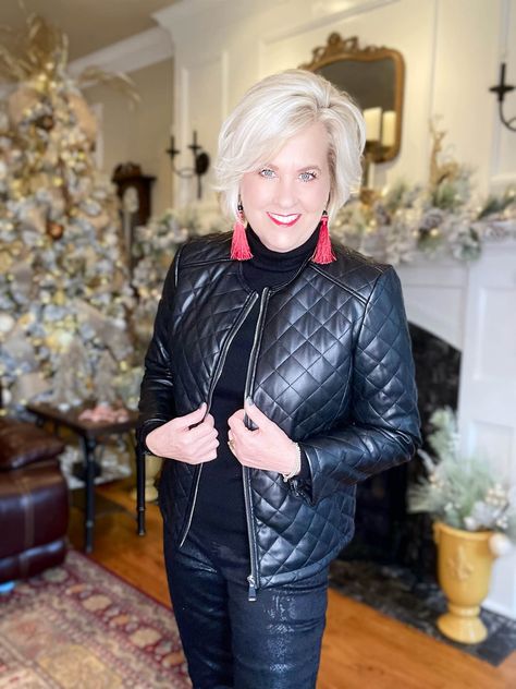 Tania Stephens, Over 40 Fashion, 50 Is Not Old, Large Wardrobes, Amazon Influencer, 40 Fashion, Peacock Print, Wrapping Gifts, All Black Looks