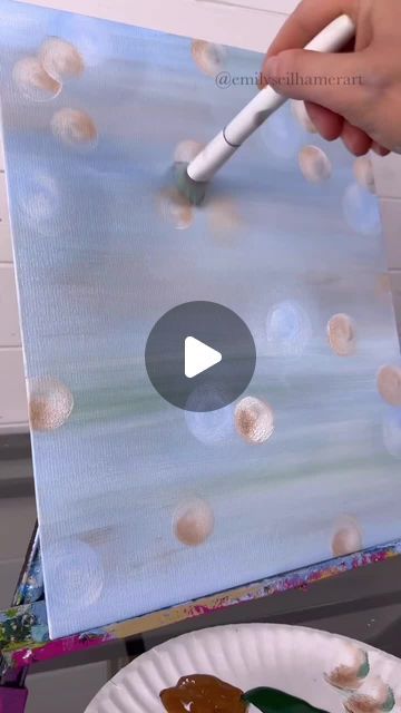 Emily Seilhamer on Instagram: "EASY bokeh blurred background technique 🎨 #paintingtips #tipsandtricks #beginner #easypainting #tutorials" Bokeh Background Painting, Bokeh Effect Painting, Canvas Background Ideas Acrylics, Canvas Background Ideas, Bokeh Art, Drawing Kids, Blurred Lights, Canvas Background, Bokeh Effect